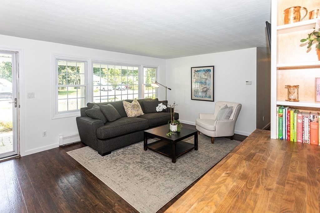 6 Temi Road Beverly, MA 01915 - Photo 4 of 23