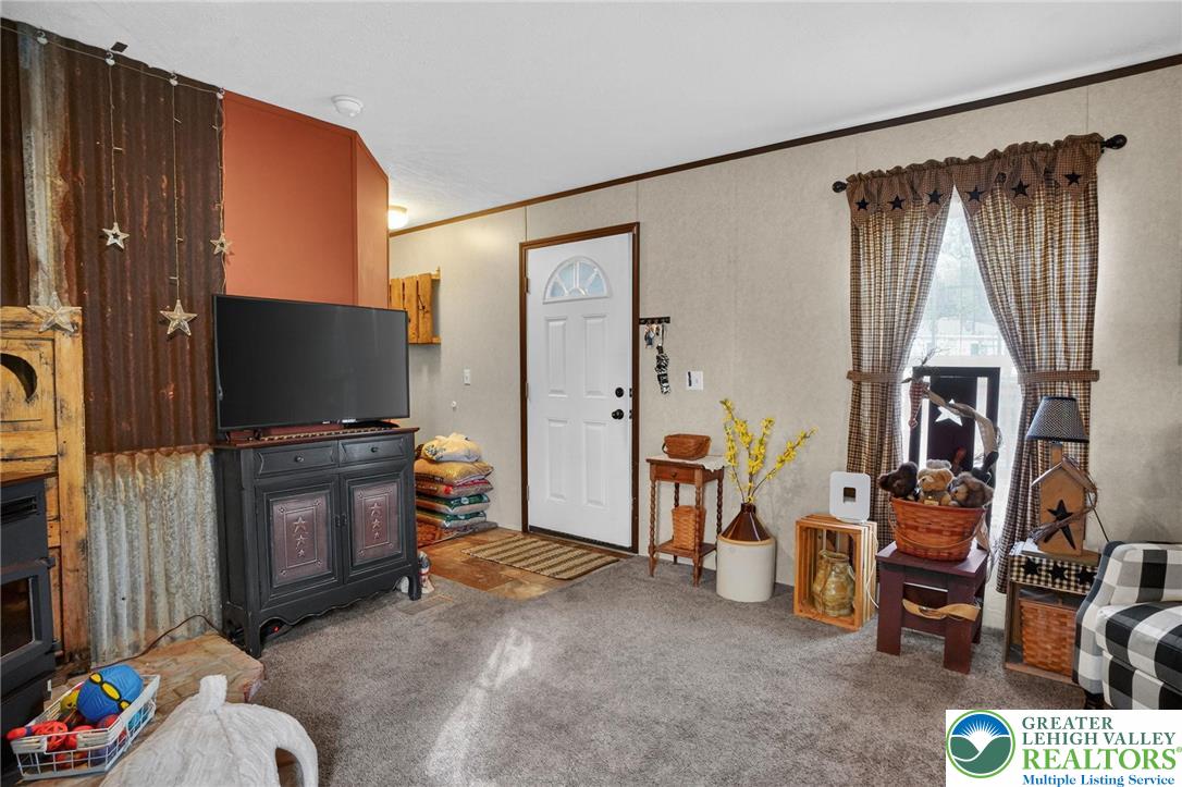 39 Country Club Road West Northampton, PA 18067 - Photo 3 of 27 Gallery Image 3