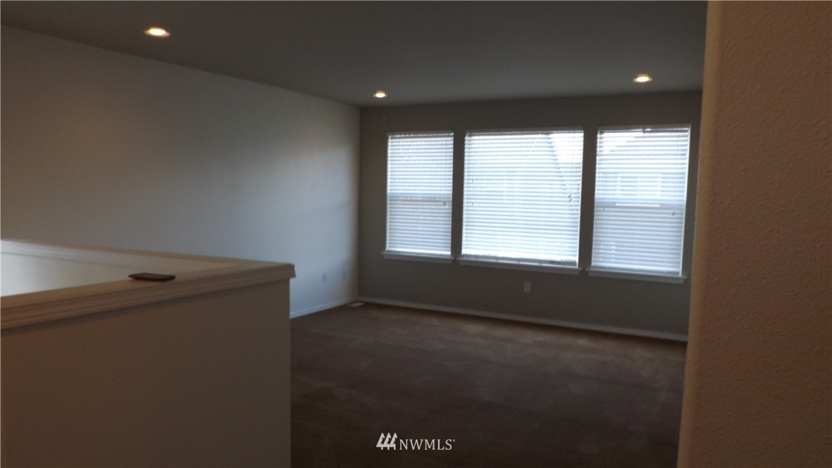7113 Inlay Street Southeast Lacey, WA 98513 - Photo 13 of 20 Gallery Image 13