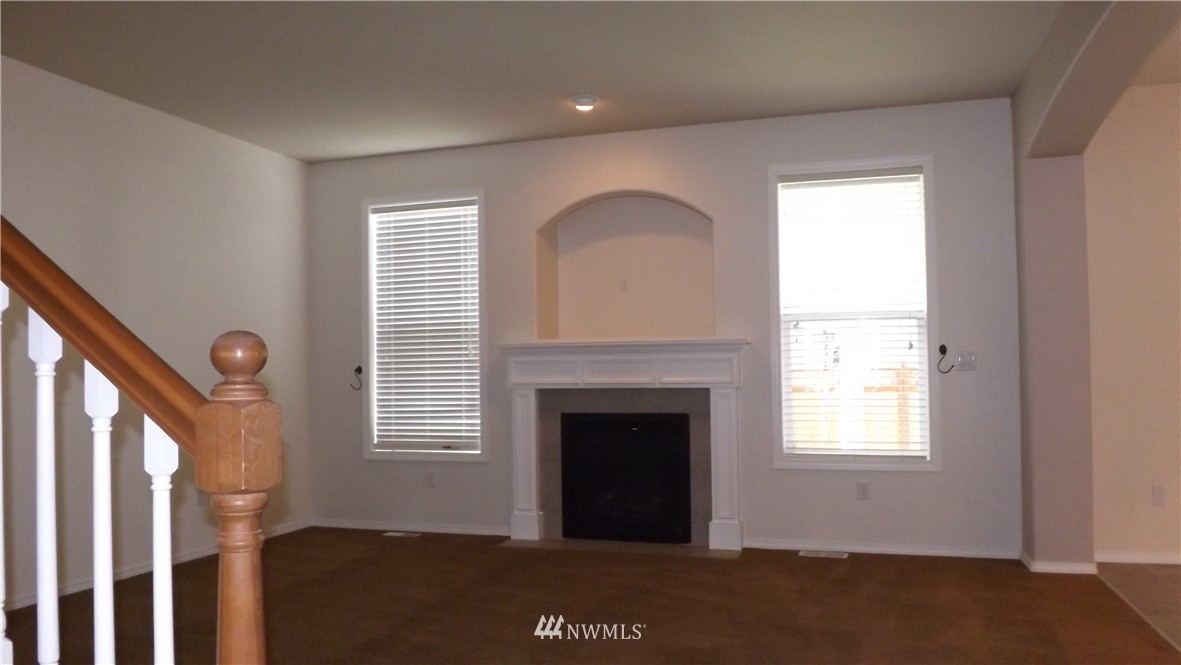 7113 Inlay Street Southeast Lacey, WA 98513 - Photo 4 of 20 Gallery Image 4