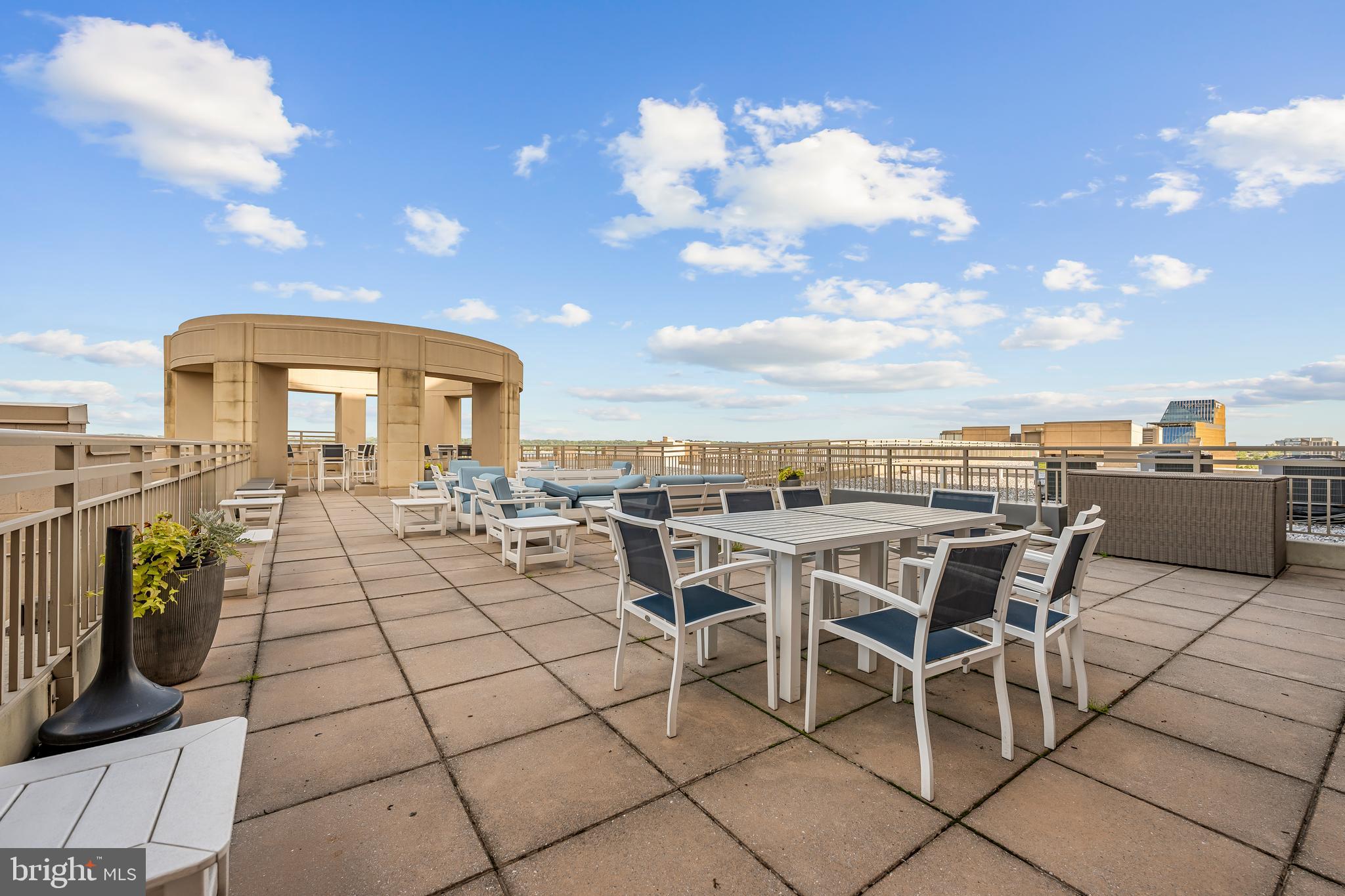 3600 South Glebe Road, Unit 215W Arlington, VA 22202 - Photo 21 of 27 Rooftop Patio