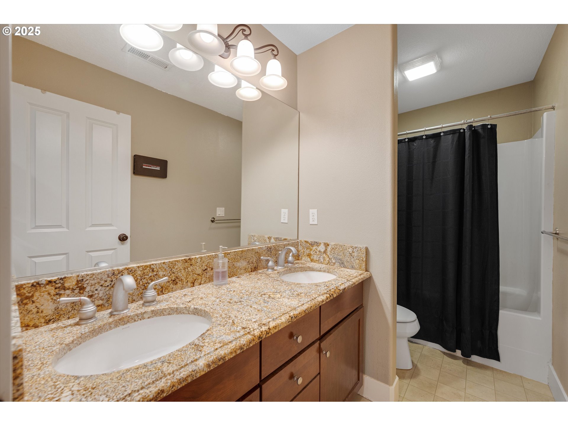 16140 Southwest Puffin Court Beaverton, OR 97007 - Photo 26 of 34