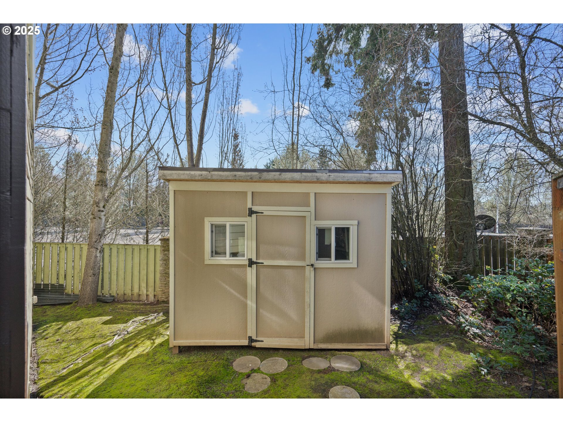 16140 Southwest Puffin Court Beaverton, OR 97007 - Photo 30 of 34