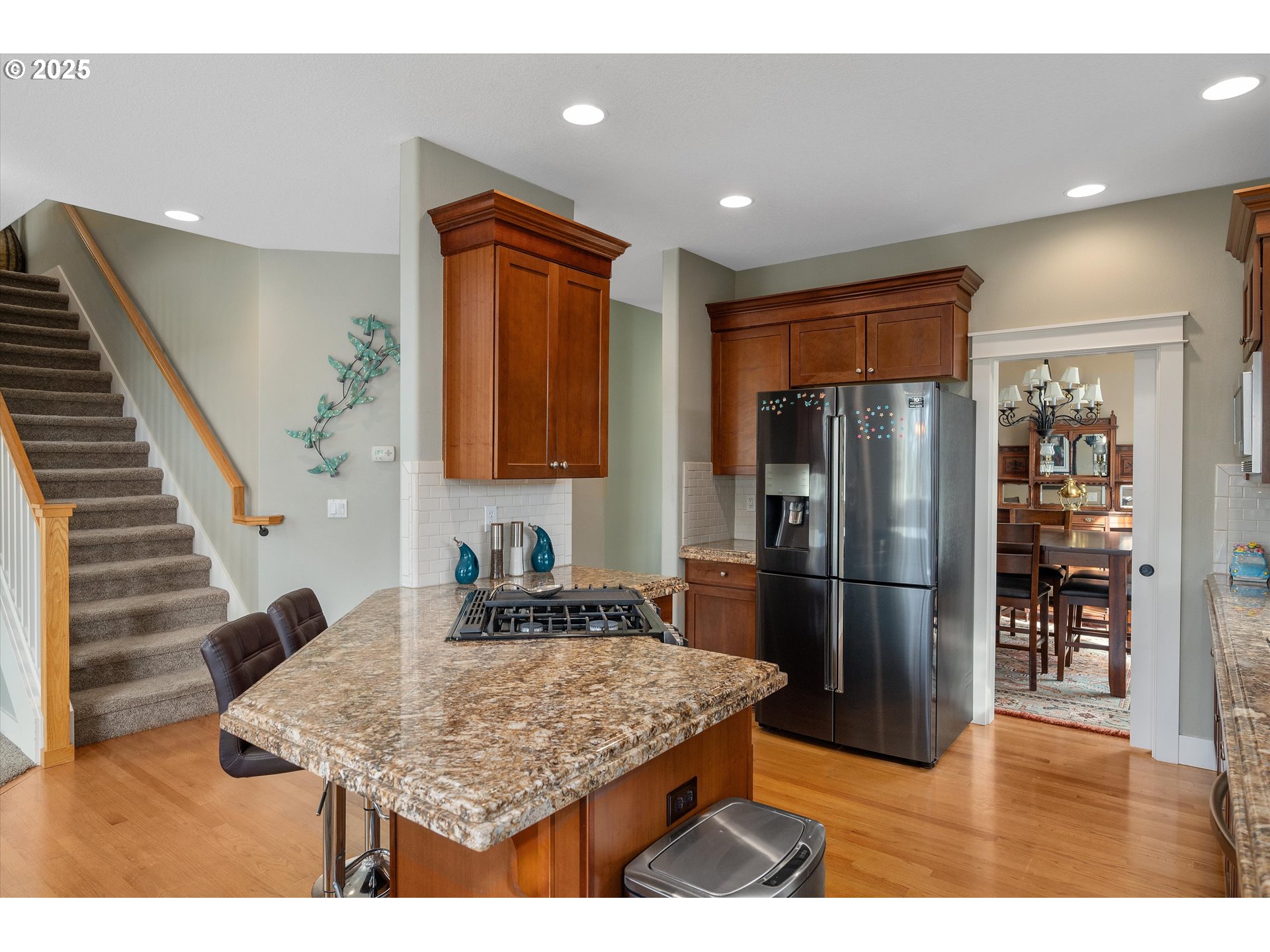 16140 Southwest Puffin Court Beaverton, OR 97007 - Photo 8 of 34