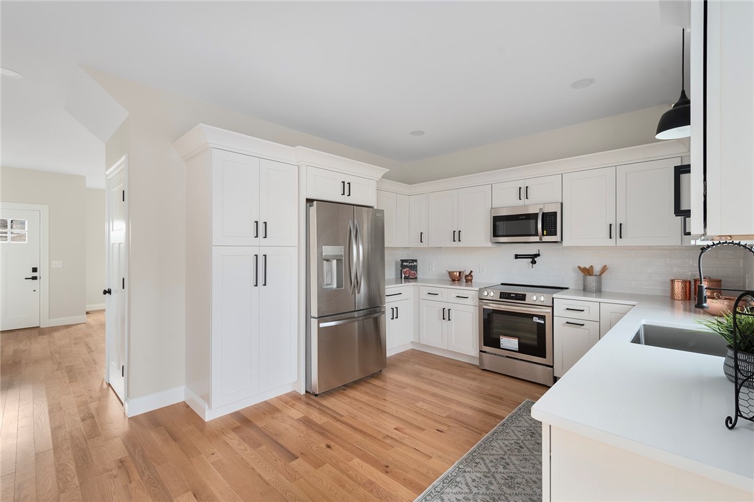 2 Lachance Avenue Warwick, RI 02889 - Photo 2 of 32