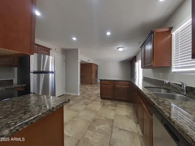 $1,849 | 9215 North 39th Drive, Phoenix, AZ 85051