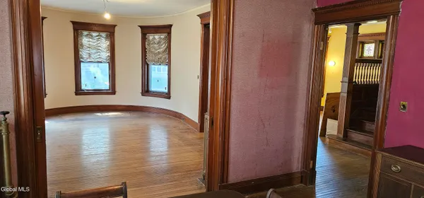 $189,000 | 4 Watson Place, Utica, NY 13502