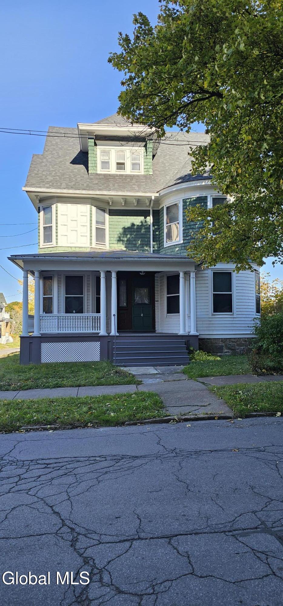 4 Watson Place Utica, NY 13502 - Photo 2 of 33 20241020_141011