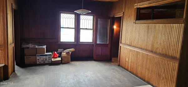 $189,000 | 4 Watson Place, Utica, NY 13502