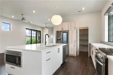 $279,000 | 6000 Franklin Avenue, New Orleans, LA 70122
