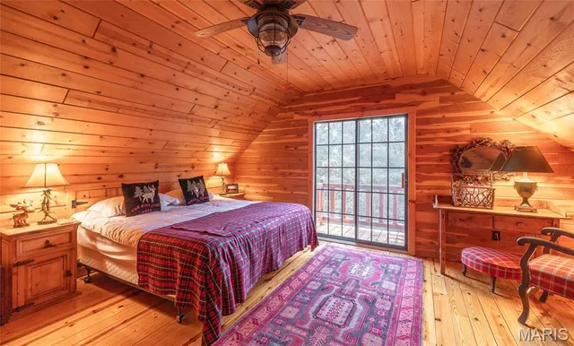 $1,000,000 | 6097 Highway 63, Houston, MO 65483