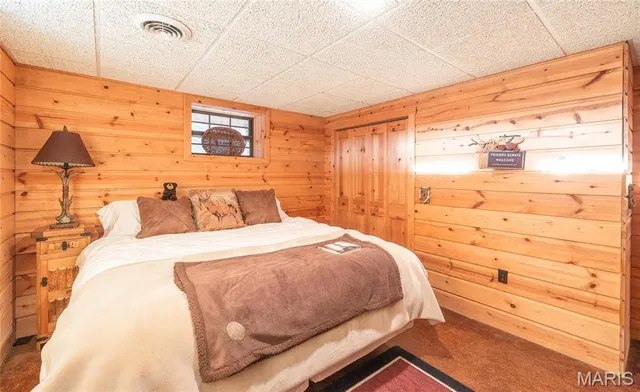 $1,000,000 | 6097 Highway 63, Houston, MO 65483