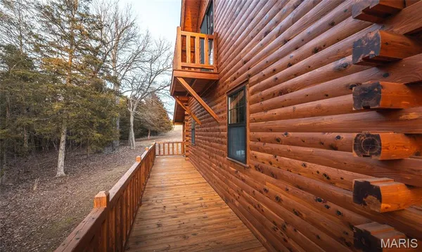 $1,000,000 | 6097 Highway 63, Houston, MO 65483