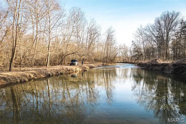 $1,000,000 | 6097 Highway 63, Houston, MO 65483