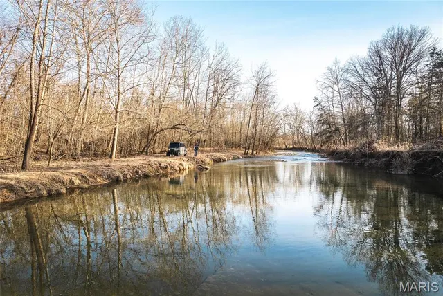 $1,000,000 | 6097 Highway 63, Houston, MO 65483