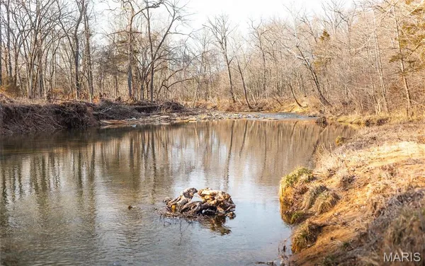 $1,000,000 | 6097 Highway 63, Houston, MO 65483