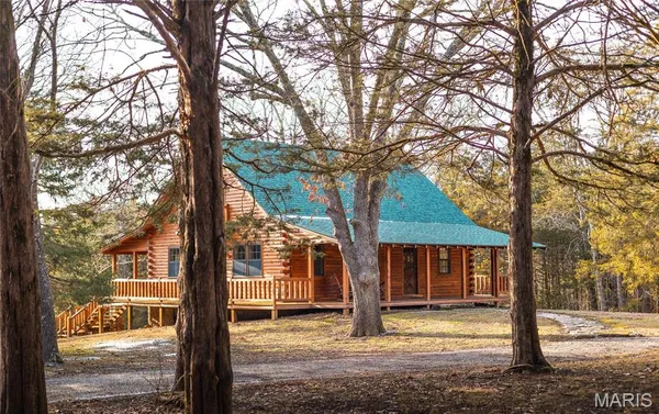 $1,000,000 | 6097 Highway 63, Houston, MO 65483