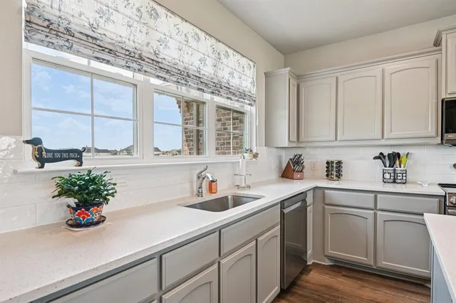 $459,850 | 2505 Southern Oak Trail, Terrell, TX 75161