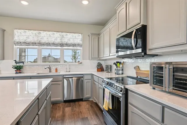 $459,850 | 2505 Southern Oak Trail, Terrell, TX 75161