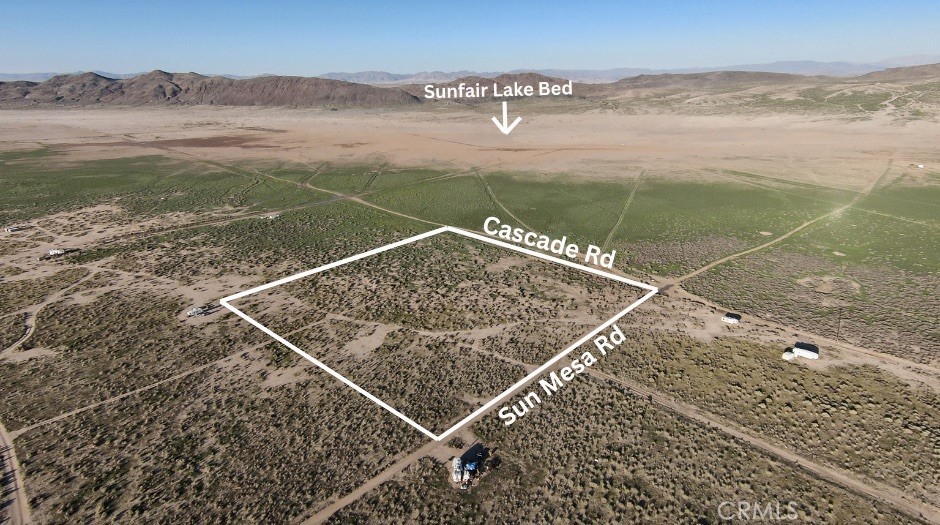 65650 Sun Mesa Road Joshua Tree, CA 92252 - Photo 4 of 11 a view of a tennis court