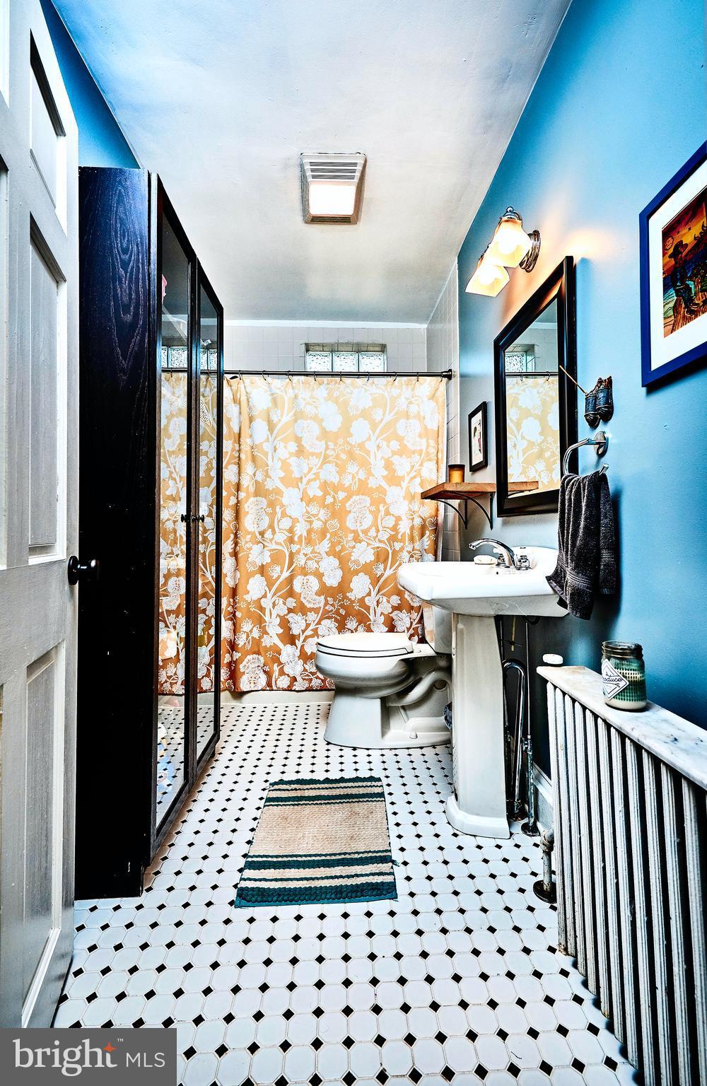 3501 Roland Avenue Baltimore, MD 21211 - Photo 24 of 29 Bath