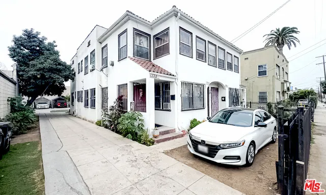 $1,195,000 | 1521 Menlo Avenue, Los Angeles, CA 90006