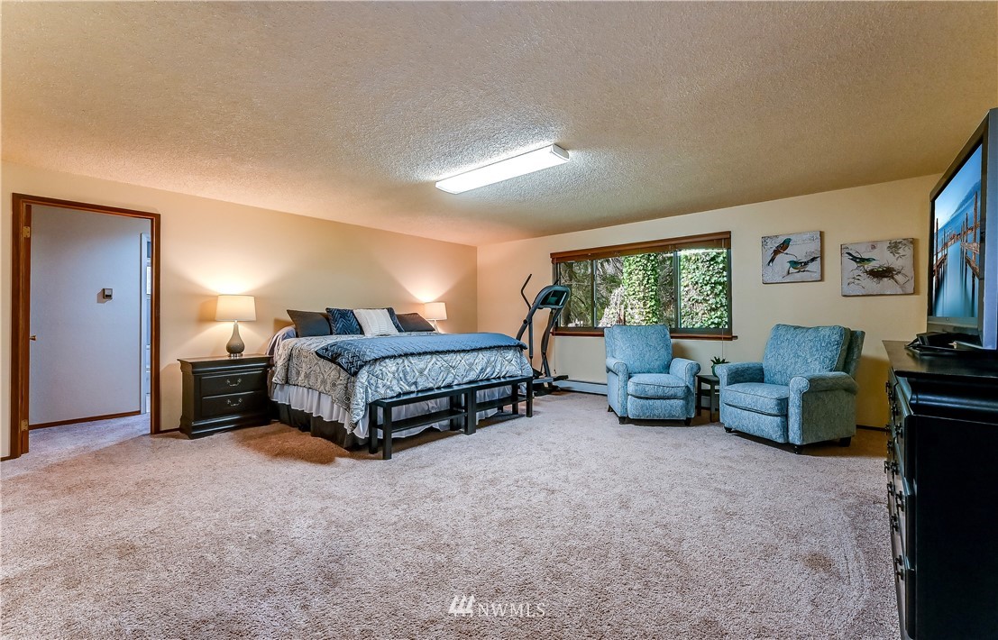 19410 Mountain View Road Northeast Duvall, WA 98019 - Photo 13 of 30 Gallery Image 13