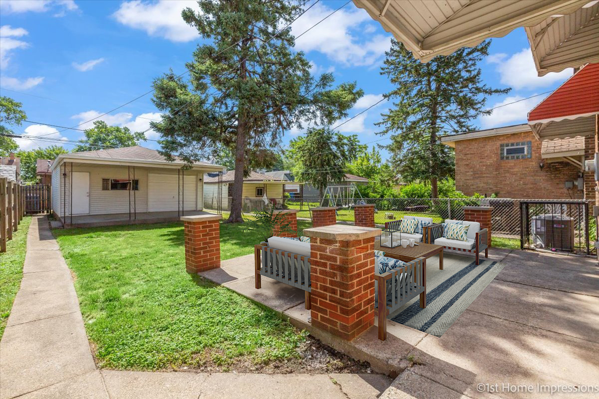 10005 South Sangamon Street Chicago, IL 60643 - Photo 24 of 30 a view of a house with backyard and sitting area