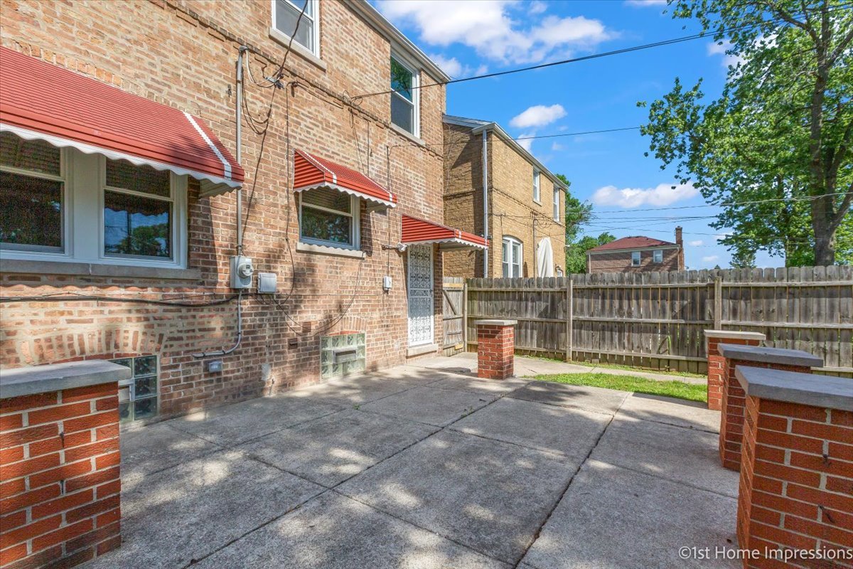 10005 South Sangamon Street Chicago, IL 60643 - Photo 26 of 30 a view of an outdoor space