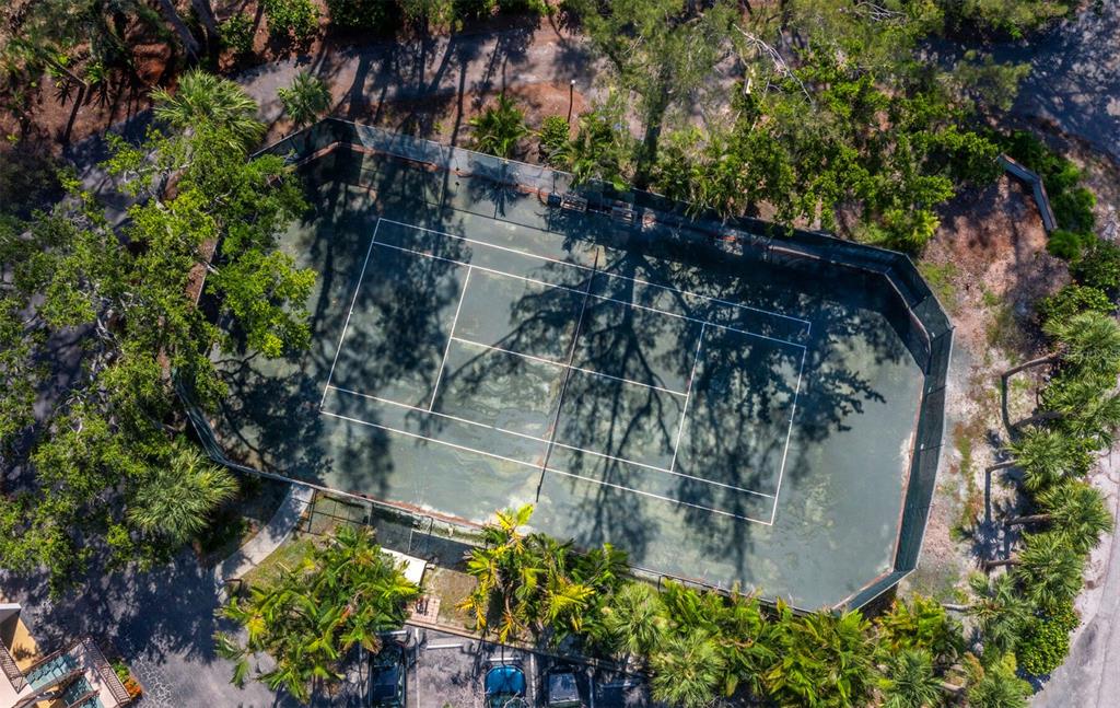 490 North Shore Road, Unit 6 Longboat Key, FL 34228 - Photo 45 of 67