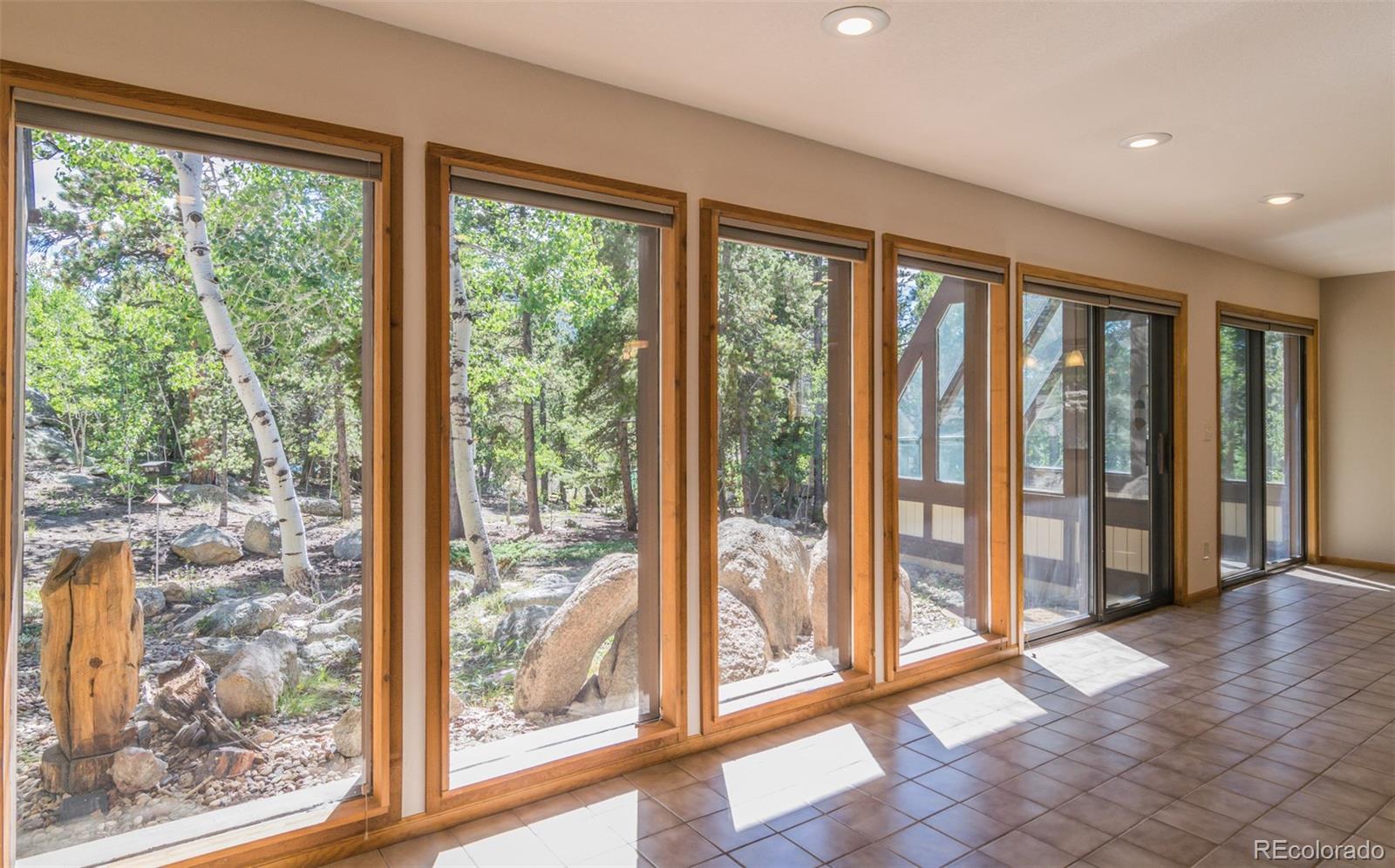 87 Debra Ann Road Golden, CO 80403 - Photo 3 of 35 Gallery Image 3