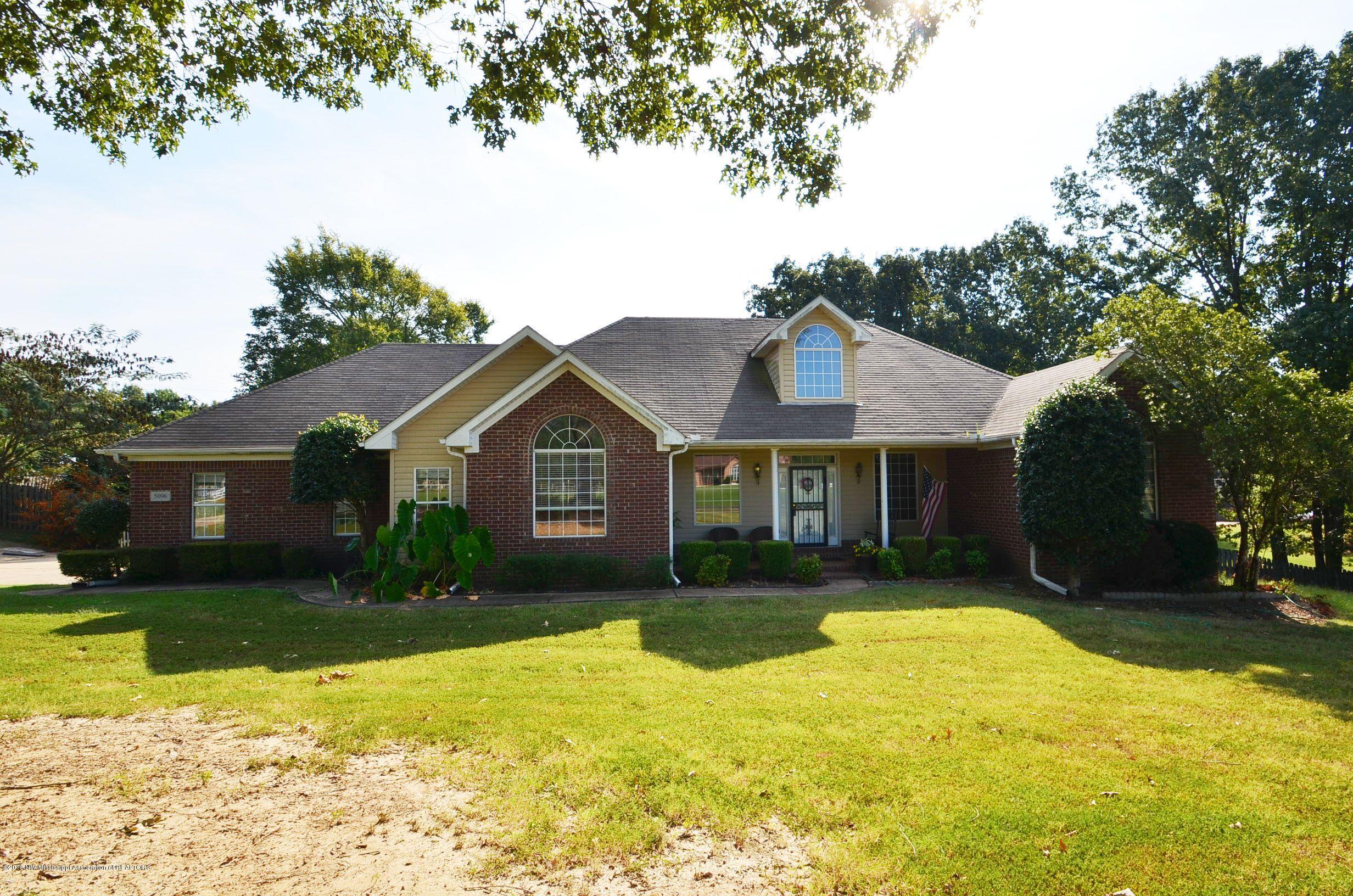 5096 Belmont Road Hernando, MS 38632 - Photo 1 of 21 Front of home1