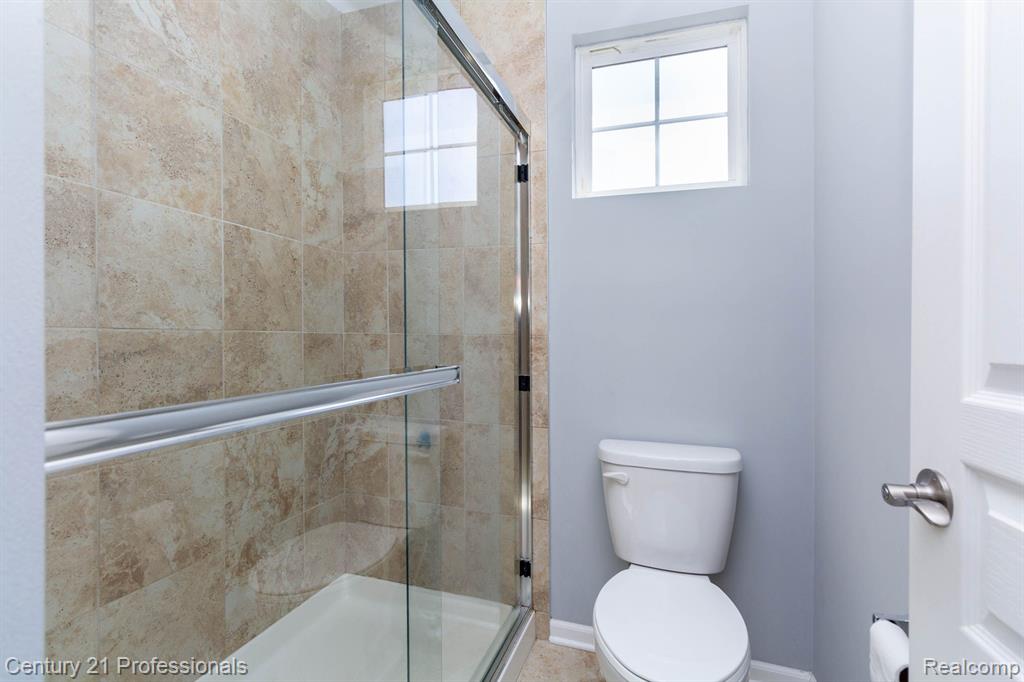 951 Barclay Circle, Unit 48 Rochester Hills, MI 48307 - Photo 20 of 31