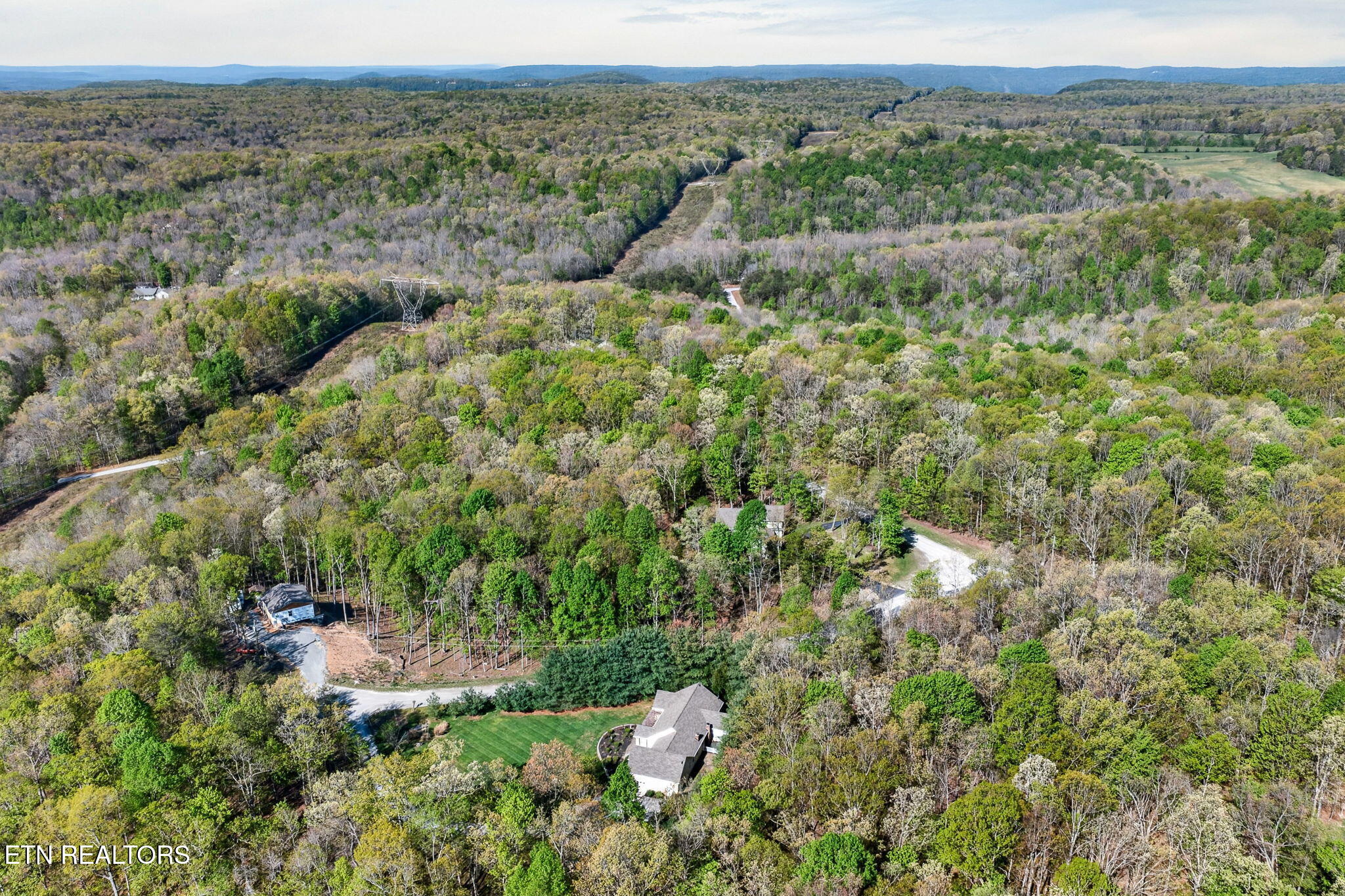 41 Tower Place Monterey, TN 38574 - Photo 13 of 56 13-web-or-mls-41 Tower Pl_056_TNPC