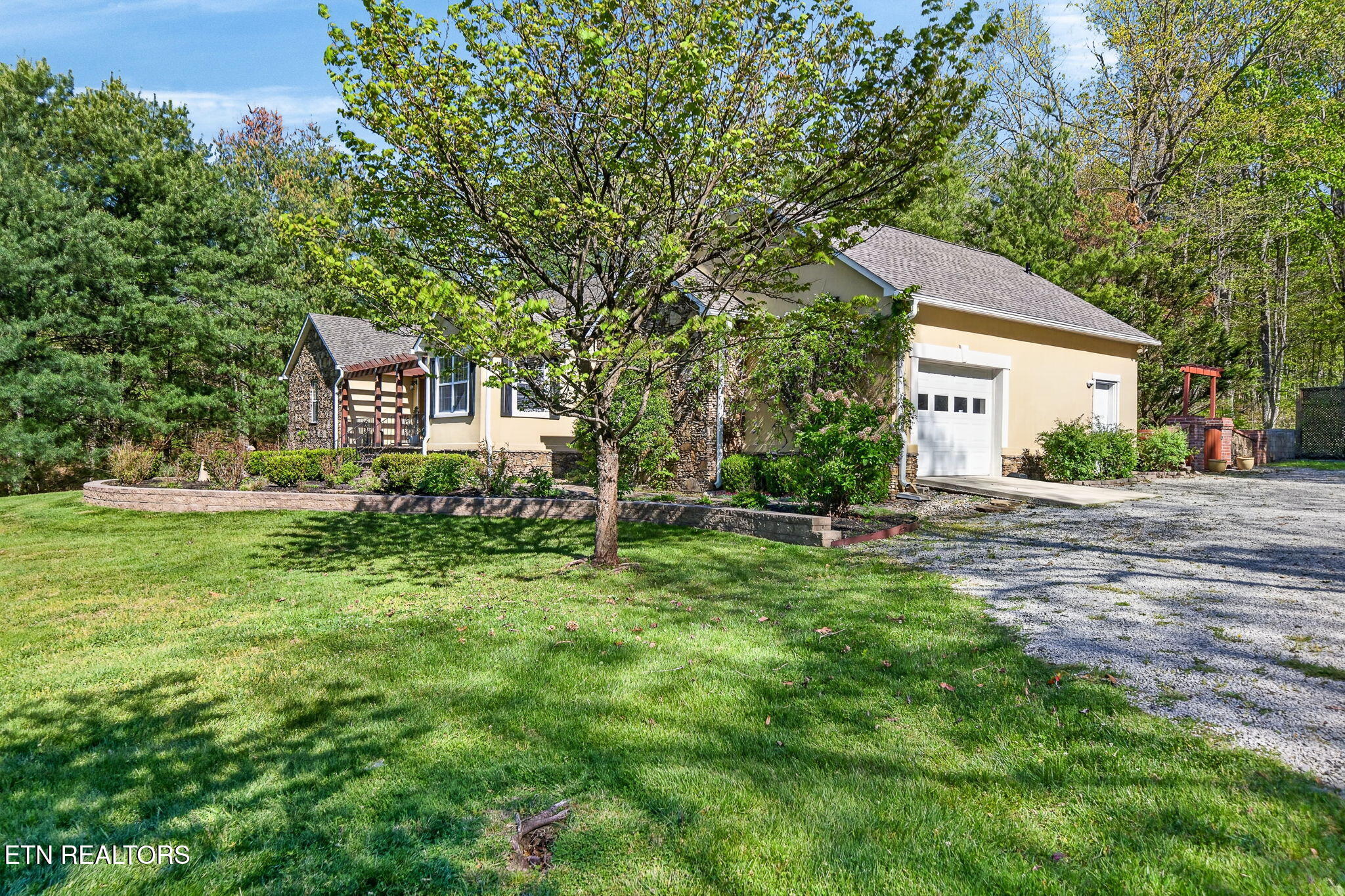 41 Tower Place Monterey, TN 38574 - Photo 17 of 56 17-web-or-mls-41 Tower Pl_077_TNPC
