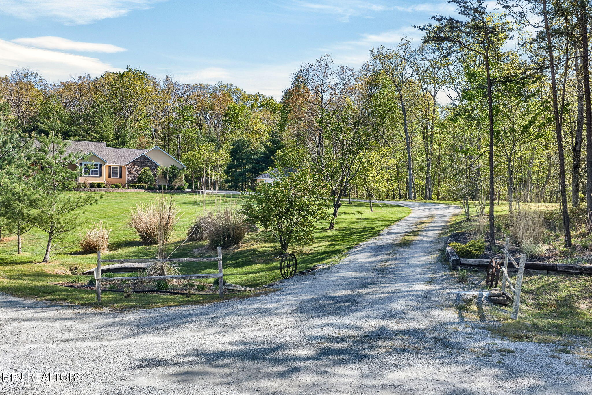 41 Tower Place Monterey, TN 38574 - Photo 5 of 56 2-web-or-mls-41 Tower Pl_006_TNPC
