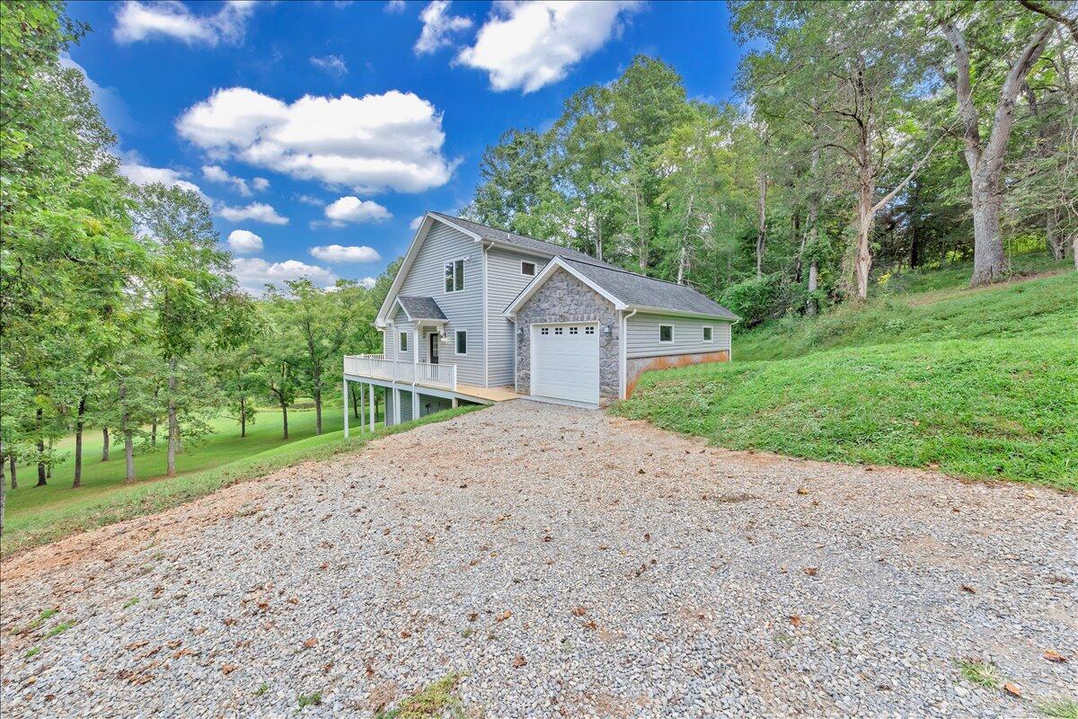 2011 Deep Woods Road Hardy, VA 24101 - Photo 60 of 94 59-MIB03481