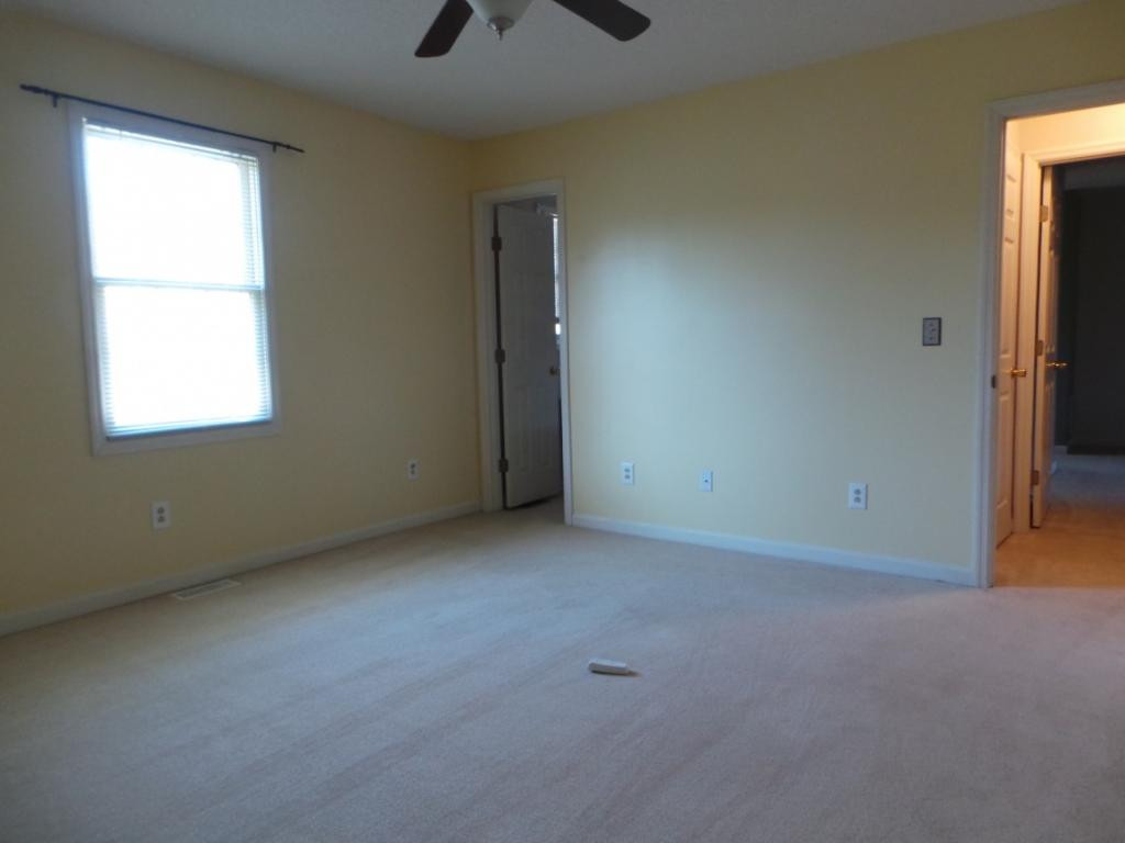 1 Cherokee Ridge Court, Unit 1 Johnson City, TN 37604 - Photo 8 of 36 PLENTY OF ROOM FOR YOU HERE