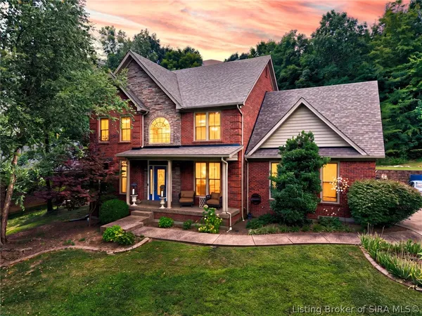 $550,000 | 2707 Clearstream Court, New Albany, IN 47150