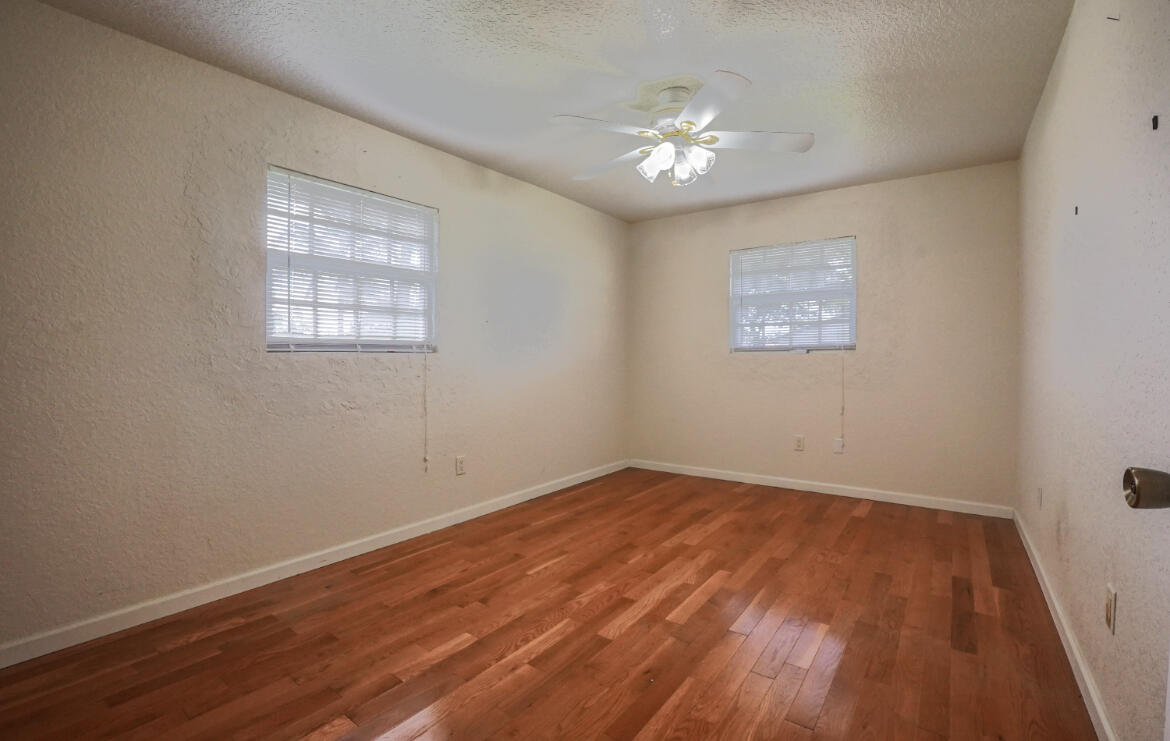 4239 Dale Road Palm Springs, FL 33406 - Photo 12 of 25 8B0FAF50-0821-44FA-AB82-FA810F6A2469
