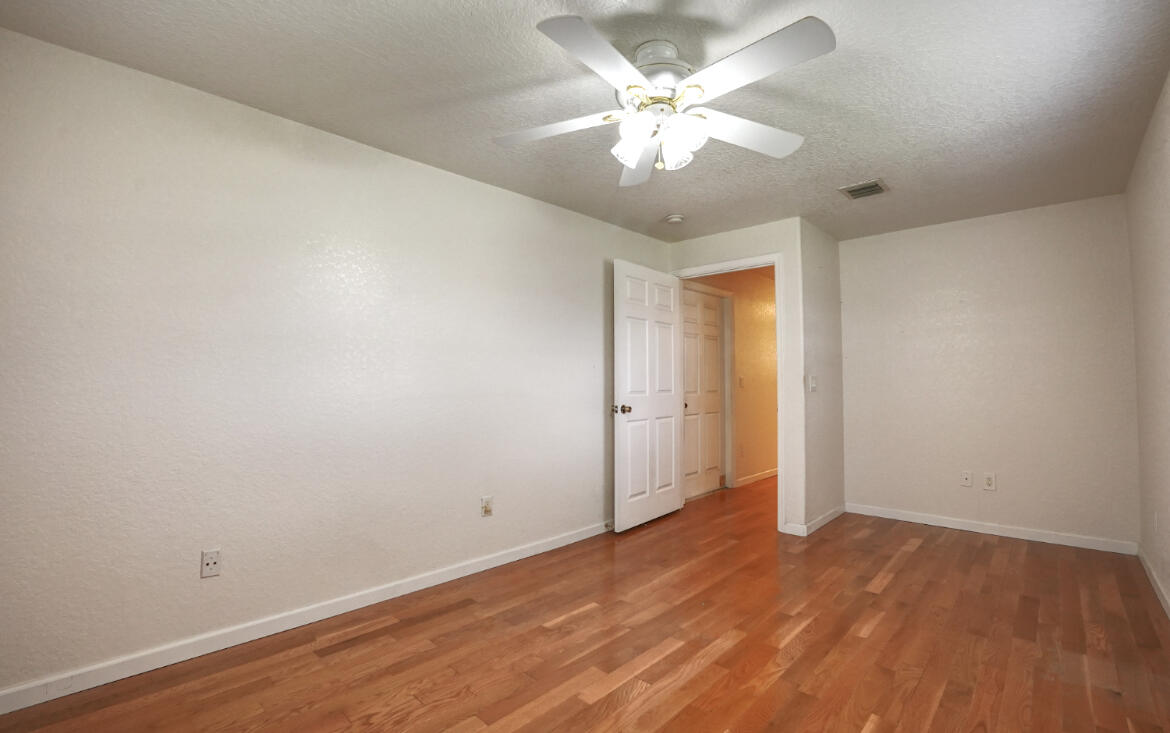 4239 Dale Road Palm Springs, FL 33406 - Photo 13 of 25 68663978-315C-4AF6-B797-92BD989AF316