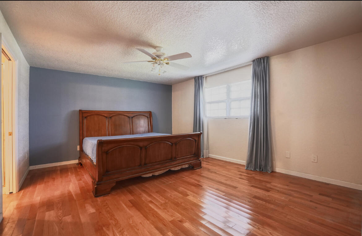 4239 Dale Road Palm Springs, FL 33406 - Photo 7 of 25 0BC3C0EE-25AE-4F95-BF23-1E5CBB4ADAFB