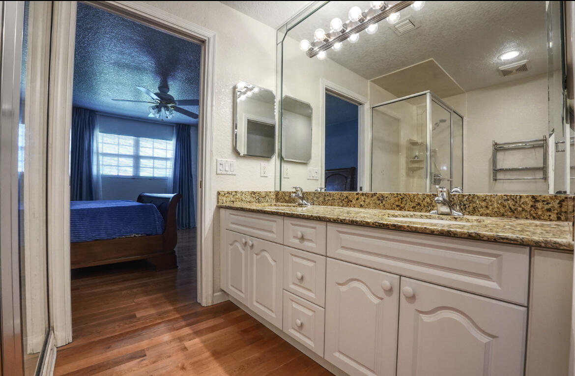 4239 Dale Road Palm Springs, FL 33406 - Photo 9 of 25 8EE24E45-75AF-4F41-8049-F1DF96714403