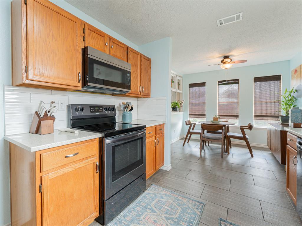 8236 Mark Lane Watauga, TX 76148 - Photo 17 of 23