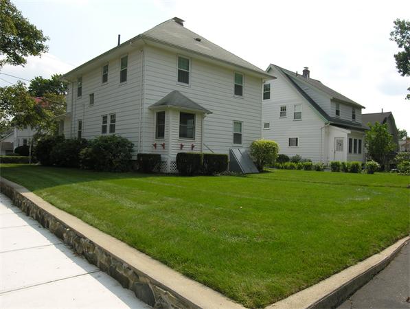 56 Newland Road Arlington, MA 02474 - Photo 2 of 20 Gallery Image 2