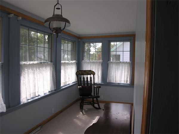 56 Newland Road Arlington, MA 02474 - Photo 5 of 20 Gallery Image 5