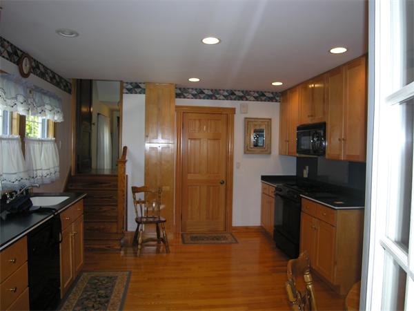 56 Newland Road Arlington, MA 02474 - Photo 6 of 20 Gallery Image 6