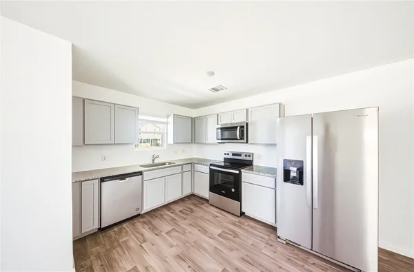 $1,450 | 16802 North Marie Vlg Drive, Conroe, TX 77306