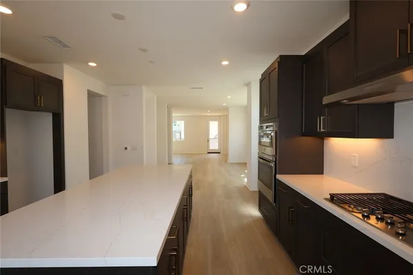 $867,446 | 27328 Bear Paw Lane, Valencia, CA 91381