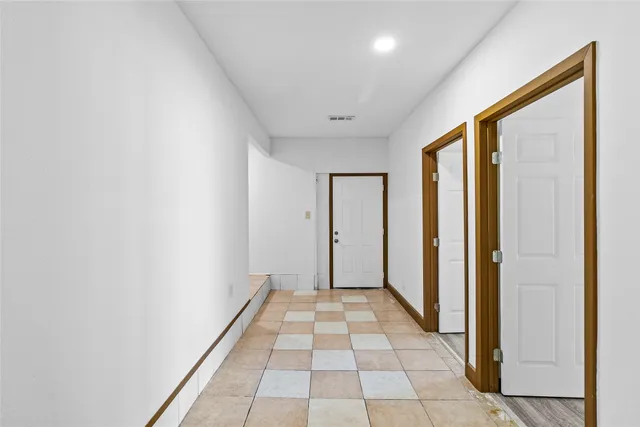 $249,000 | 204 Pine Valley, Huntsville, TX 77320